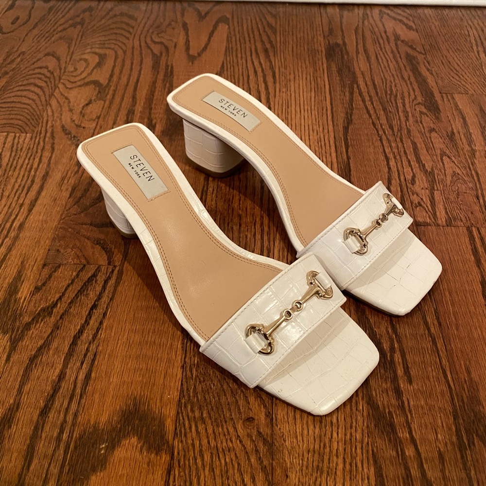 White Crocodile Good Buckle Heels